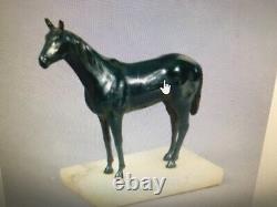 A Nice Sized Study Of A Horse. 17.5 CM X 16.5 Cm. On An Onyx Plynth
