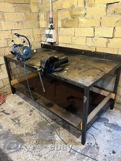 Heavy Duty Metal work bench with grinder & vice