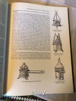 METALWORK OF THE ISLAMIC WORLD The Aron Collection by JAMES W. ALLEN