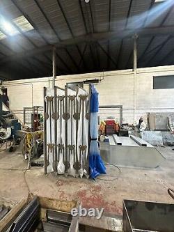 Metalwork Cnc Machine Retractable Spray Booth 2.4m High X 3m Long 3m Wide