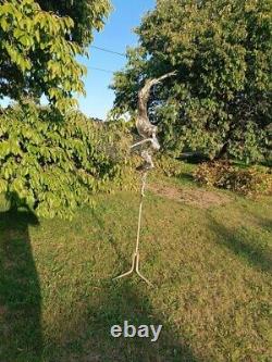 Stainless steel wire sculpture