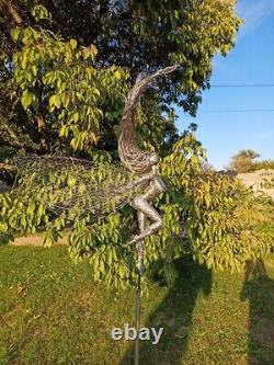 Stainless steel wire sculpture