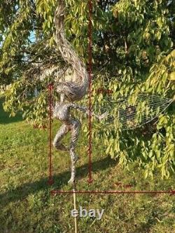 Stainless steel wire sculpture