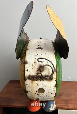 Sculpture de cochon volant 'Think Outside' d'Aaron Jackson / EE-I-EE-I-O / Art moderne