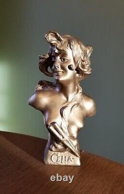 Statue de buste antique en métal coulé de CELIA de Villegas Emmanual, belle dame.